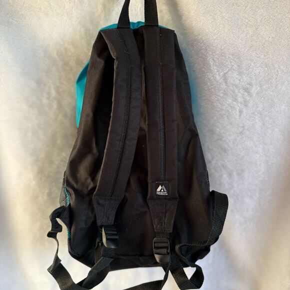 Everest Backpack - Picture 5 of 7